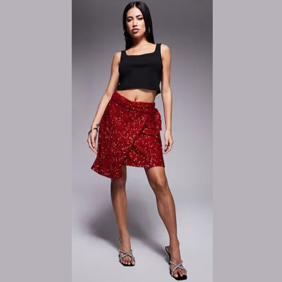 Never Fully Dressed Jaspre Red Sequin Embellished Mini Skirt - SZ 2 - NWT - Picture 1 of 14